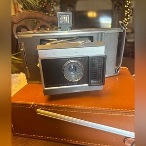 Vintage Polaroid Land Camera Model J66 with Case- Untested